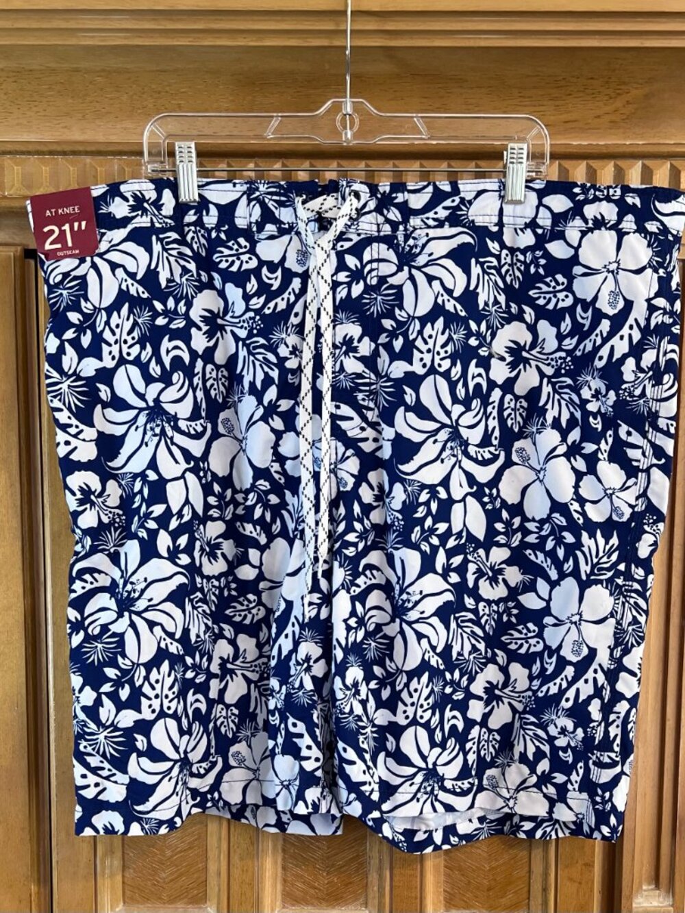 Men’s Swim Trunks Mesh Lining Pockets Drawstring Closure Blue/White XXL